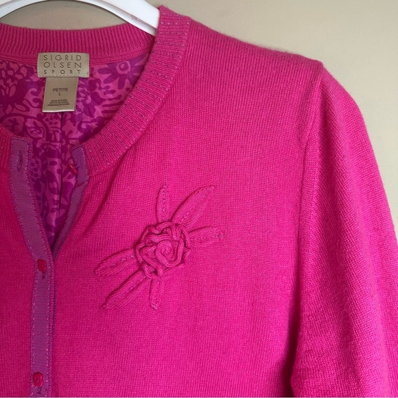 Women Petite Large Pink Cardigan Sweater Silk & Rabbit Barbiecore Flower Girly - Picture 3 of 12